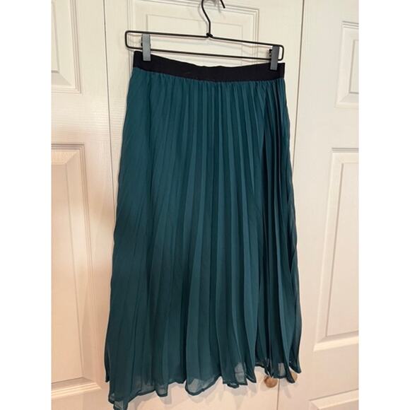 New Pleated Midi Skirt - Green A Line Elastic Waist - Career Cocktail - Picture 7 of 9